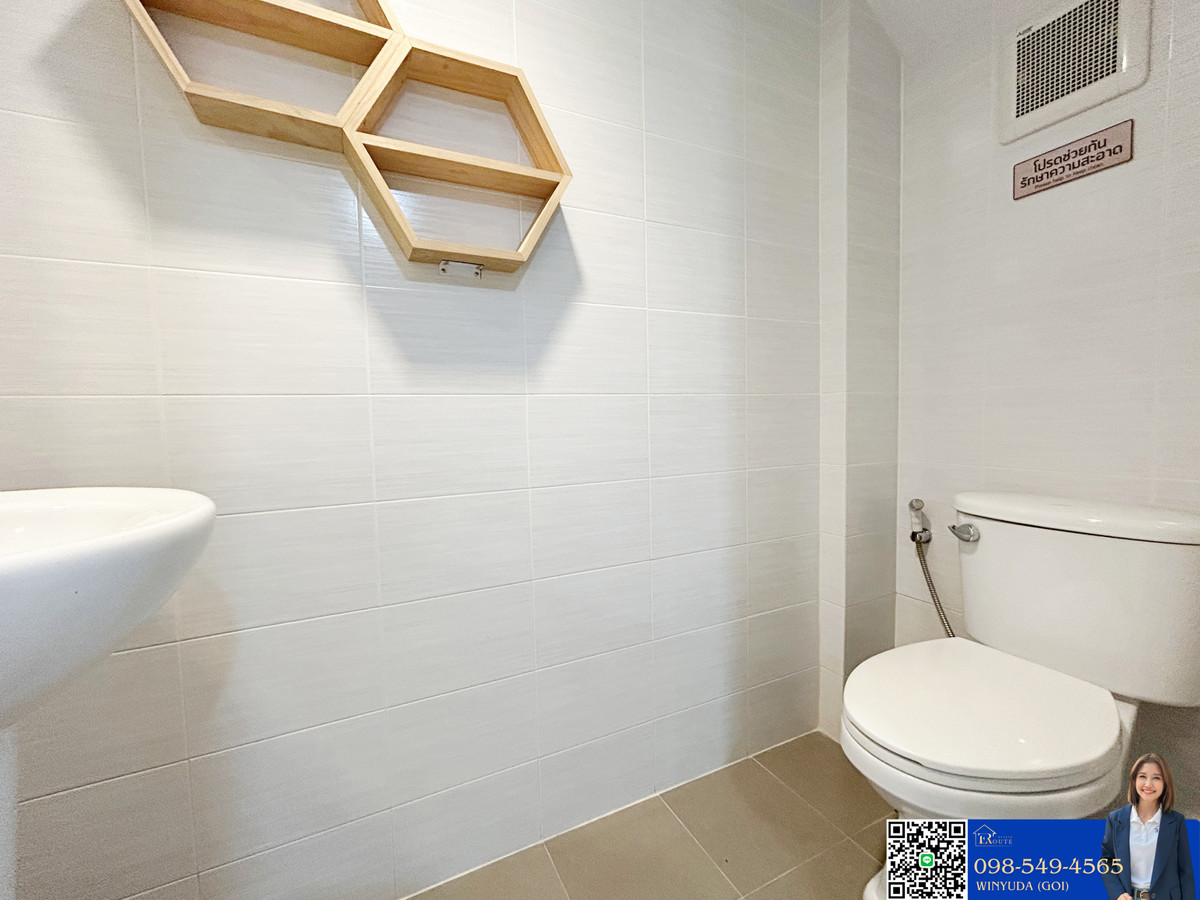 ขายอาคารพาณิชย์แจ้งวัฒนะ เมืองทอง : โฮมออฟฟิศ 3.5 ชั้น เมทโทร บิซทาวน์ แจ้งวัฒนะ 2 ติดถนนหอการค้าไทย อาคารพักอาศัยและทำธุรกิจ ร้านค้า