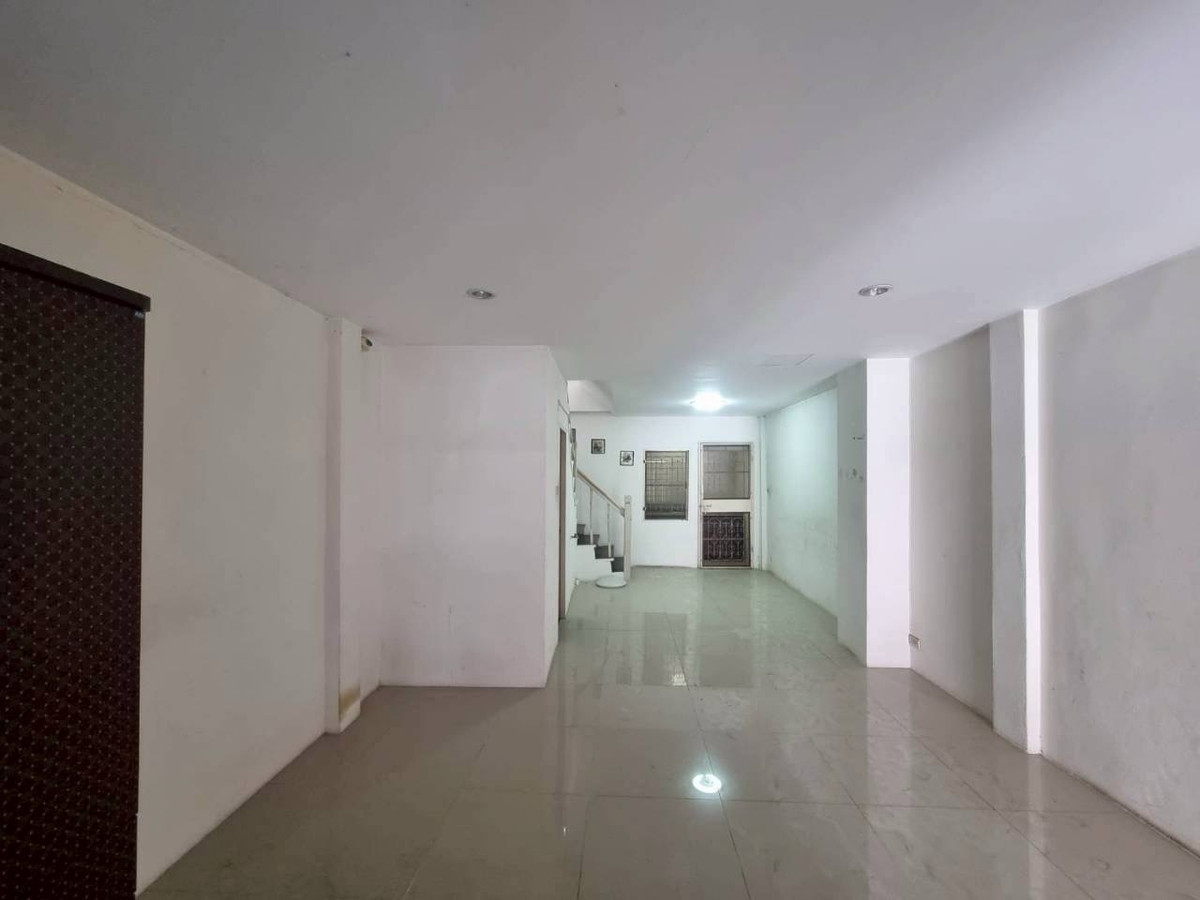 For RentTownhomeNonthaburi, Bang Yai, Bangbuathong : 2-story townhouse for rent, Piamsuk Village