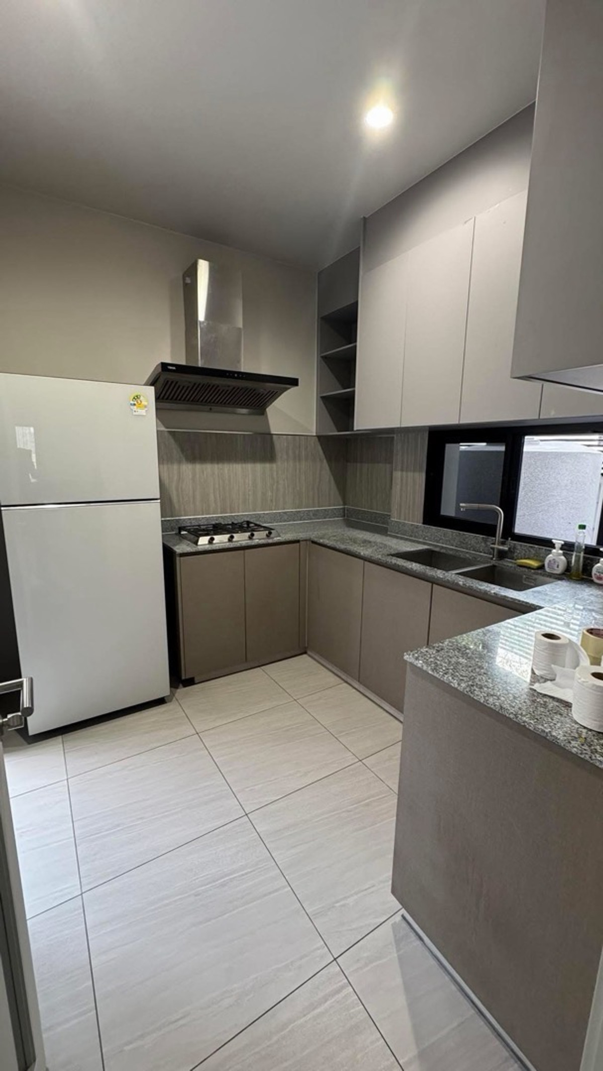 ให้เช่าบ้านพัฒนาการ ศรีนครินทร์ : ให้เช่าบ้านเดี่ยวหรู พร้อมสระว่ายน้ำส่วนตัวและลิฟต์ ย่านกรุงเทพกรีฑา บ้านใหม่ ใกล้โรงเรียนนานาชาติ