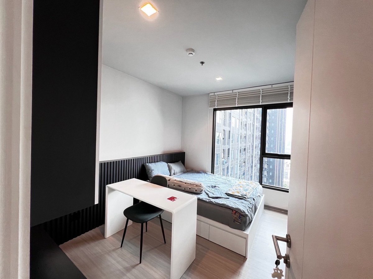 ให้เช่าคอนโดพระราม 9 เพชรบุรีตัดใหม่ RCA : 🔥HOT🔥 ให้เช่าคอนโด Life Asoke-Rama9  
 🔵MRTพระราม9 | 🔥 22,000.- บาท/เดือน
LINE : @area211 (มี@ด้านหน้า)