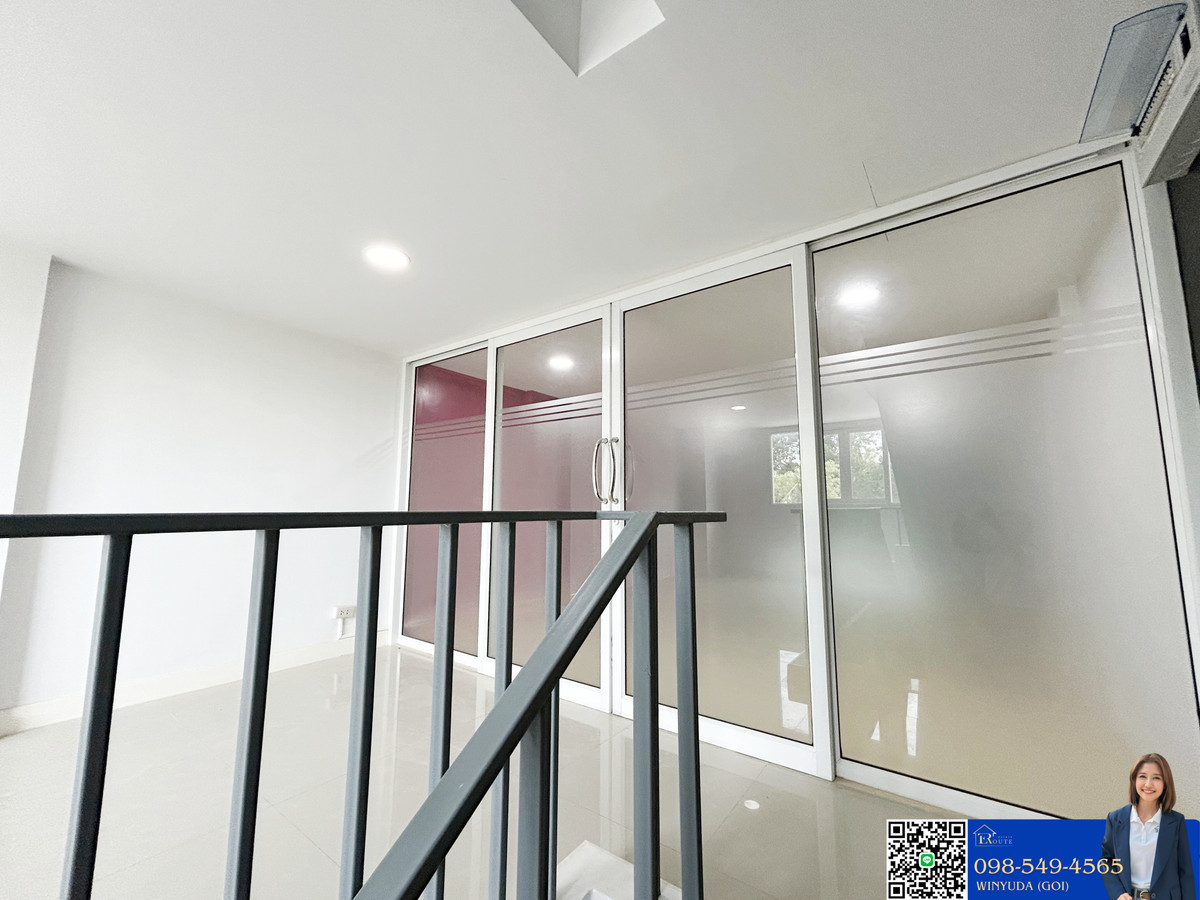 ขายอาคารพาณิชย์แจ้งวัฒนะ เมืองทอง : โฮมออฟฟิศ 3.5 ชั้น เมทโทร บิซทาวน์ แจ้งวัฒนะ 2 ติดถนนหอการค้าไทย อาคารพักอาศัยและทำธุรกิจ ร้านค้า