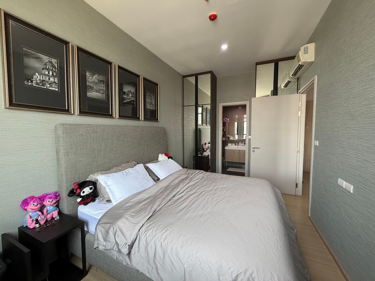 For SaleCondoRama9, Petchburi, RCA : #Condo for sale in Thonglor area #Best price #NetYield 5.6% 24th floor, size 54.5 sq m. 2 bedrooms, 2 bathrooms The Capital Eakamai - Thonglor The Capital Eakamai - Thonglor