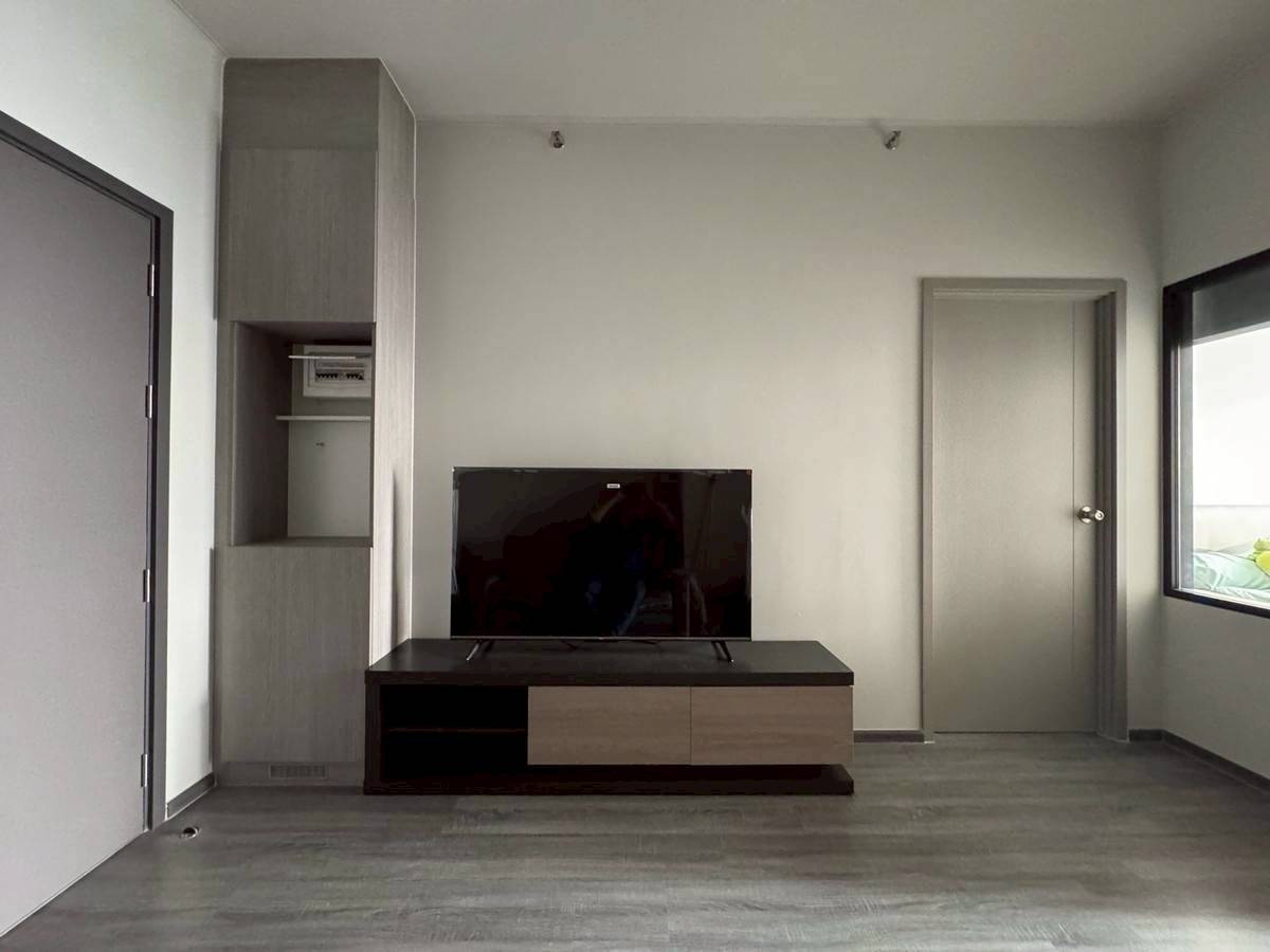 ให้เช่าคอนโดเสรีไทย-นิด้า : ✅ IDRL133 ✅ Line : @p2nproperty