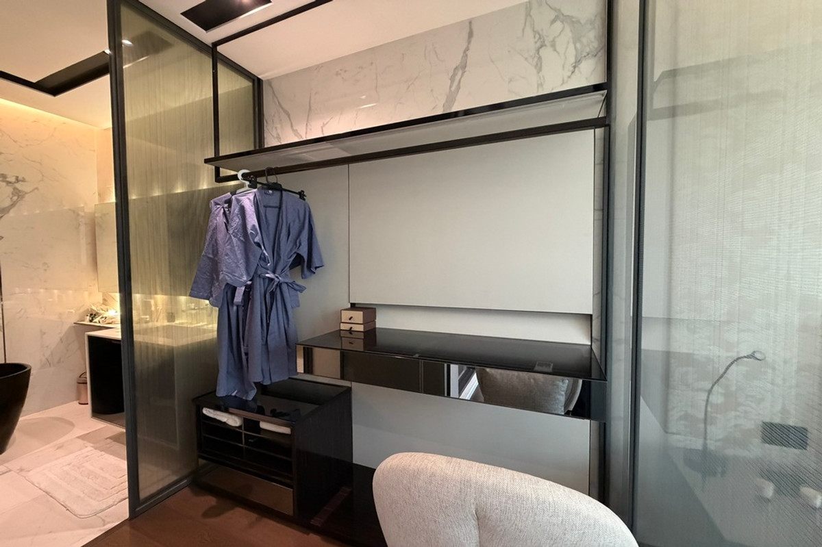 For SaleCondoSukhumvit, Asoke, Thonglor : 🔥 For Sale !! prime area, The Bangkok Thonglor, 2 bedroom, 2 bathroom, corner room, high floor !!🔥Code C20230102777 furnished, Special Deal!!📣📣