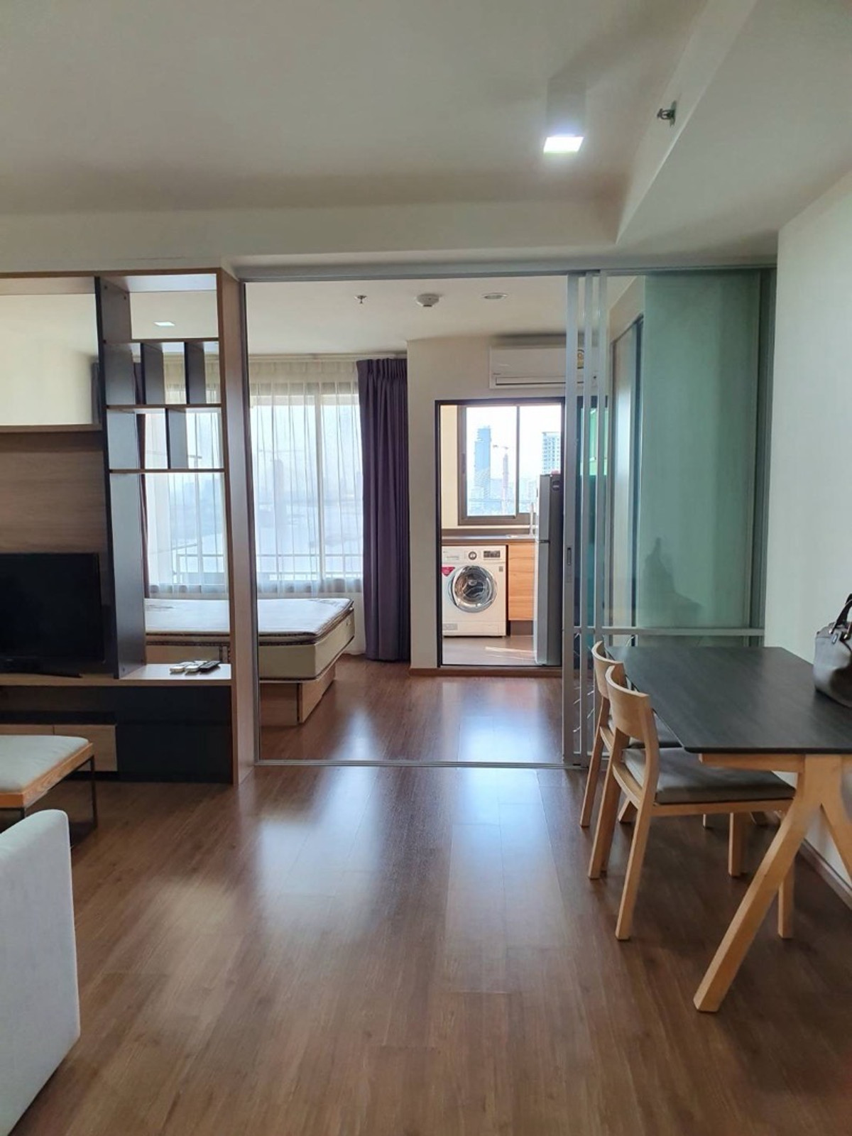 ให้เช่าคอนโดพระราม 3 สาธุประดิษฐ์ : ให้เช่าคอนโด   พร้อมอยู่ ยูดีไลท์ เรสซิเด้นท์ ริเวอร์ฟร้อน พระราม3 