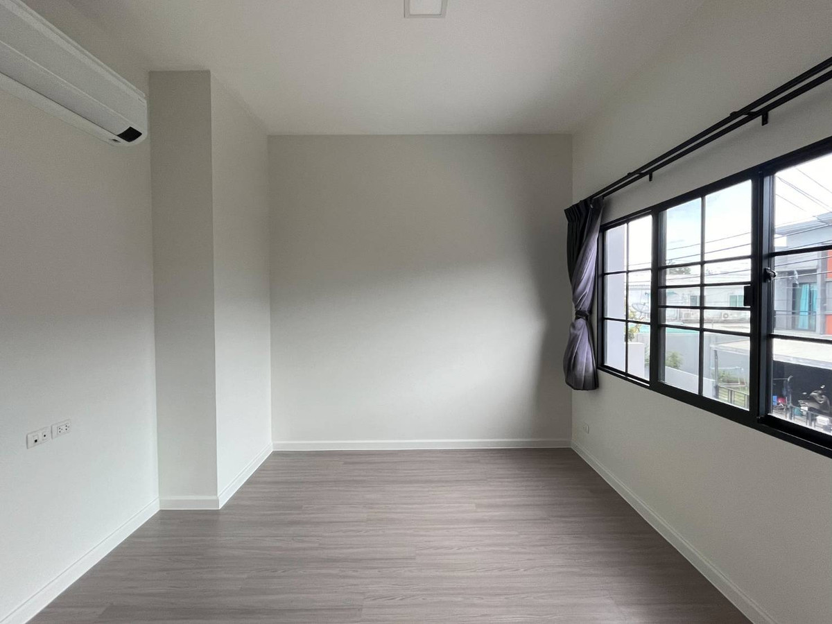 For RentTownhomeRathburana, Suksawat : Townhome for rent, Siri Place Suksawat - Rama 3, near Bangmod Hospital, only 7 minutes.