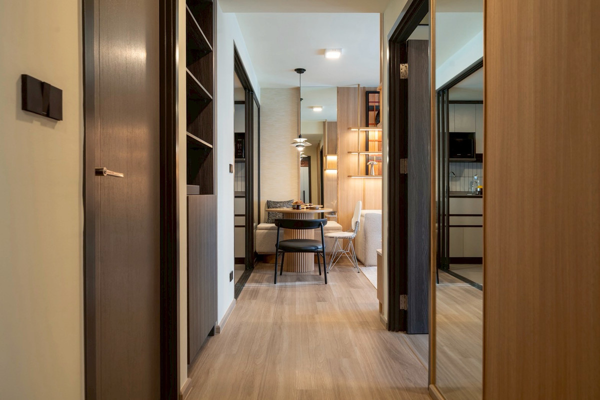 For SaleCondoKasetsart, Ratchayothin : 🔥 HOT RIGHT NOW! 🔥 Chapter One More Kaset — spacious units at a great price, just 600 meters from Kasetsart University. Guaranteed best price! 💯  📱 092-808-8899