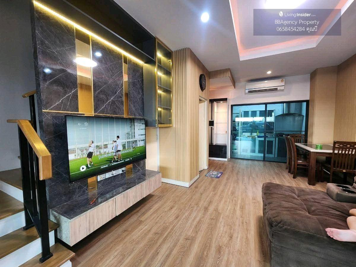 ให้เช่าทาวน์โฮมมีนบุรี-ร่มเกล้า : 🏢✨💞 เช่า 36,000 บาท/เดือน 🔥🔥
บ้านกลางเมือง พระราม 9-กรุงเทพกรีฑา (บ้านว่างพร้อมเช่า) 

🔸 : 𝗜𝗗 𝗟𝗜𝗡𝗘 : @bbcondo88