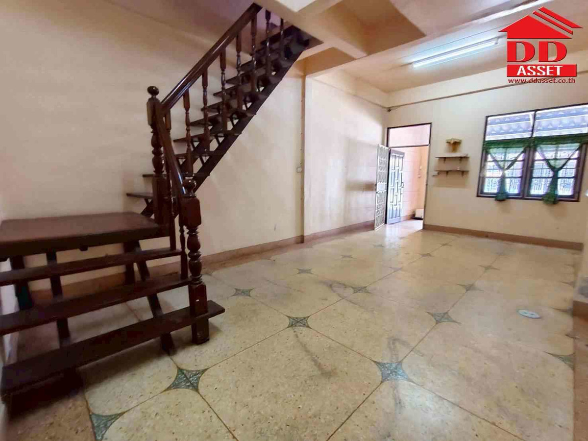 ขายทาวน์โฮมปทุมธานี รังสิต ธรรมศาสตร์ : ขายทาวน์เฮ้าส์ 2 ชั้น สวนทองวิลล่า7 ลำลูกกาคลอง 4 รหัสทรัพย์ : T8243