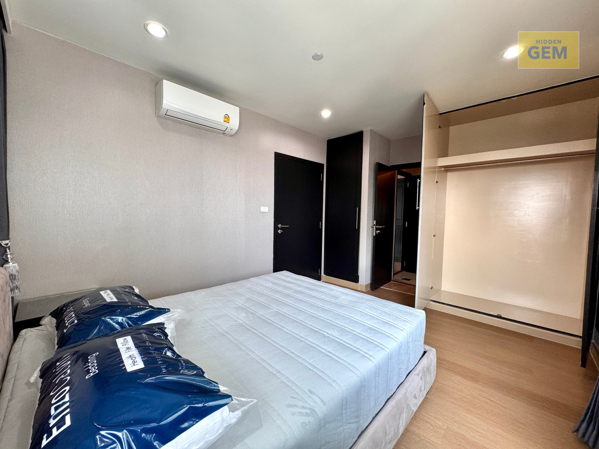 ให้เช่าคอนโดสาทร นราธิวาส : 🔥🔥Hot Deal🔥🔥 60 ตร.ม. / 1 นอน 1 น้ำ 1 ห้องทำงาน | Sathorn Gardens 🔥