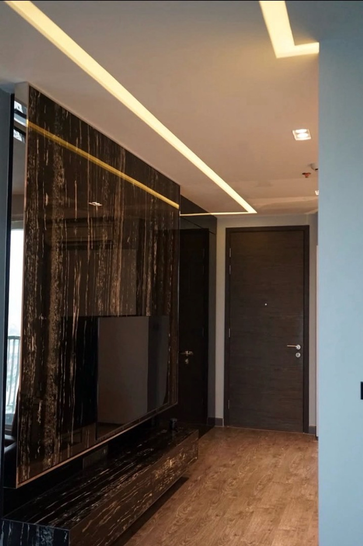 ให้เช่าคอนโดสะพานควาย จตุจักร : #R9683 🎉 220369 ให้เช่าคอนโด RHYTHM Phahon-Ari