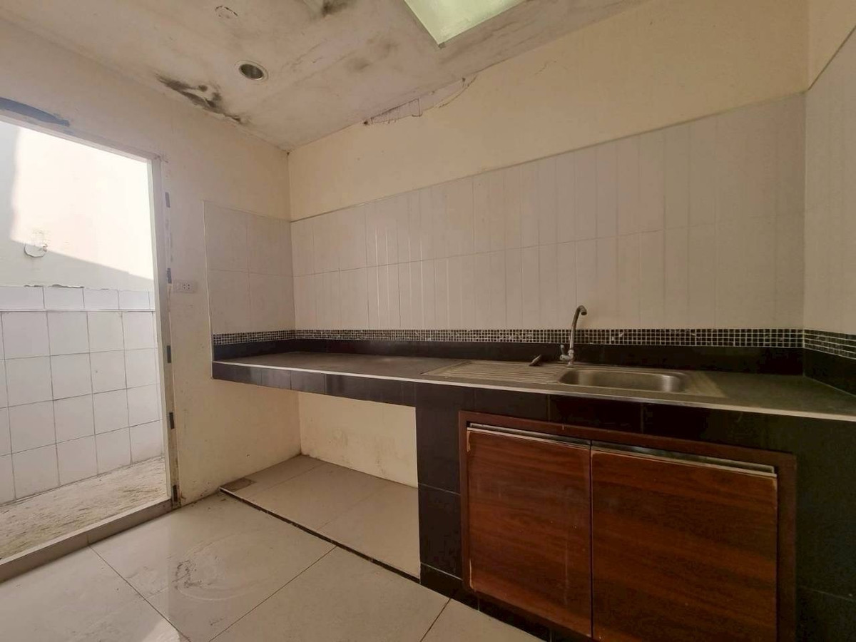 ให้เช่าทาวน์โฮมนนทบุรี บางใหญ่ บางบัวทอง : ให้เช่าทาวน์เฮาส์ 2 ชั้น หมู่บ้านเปี่ยมสุข