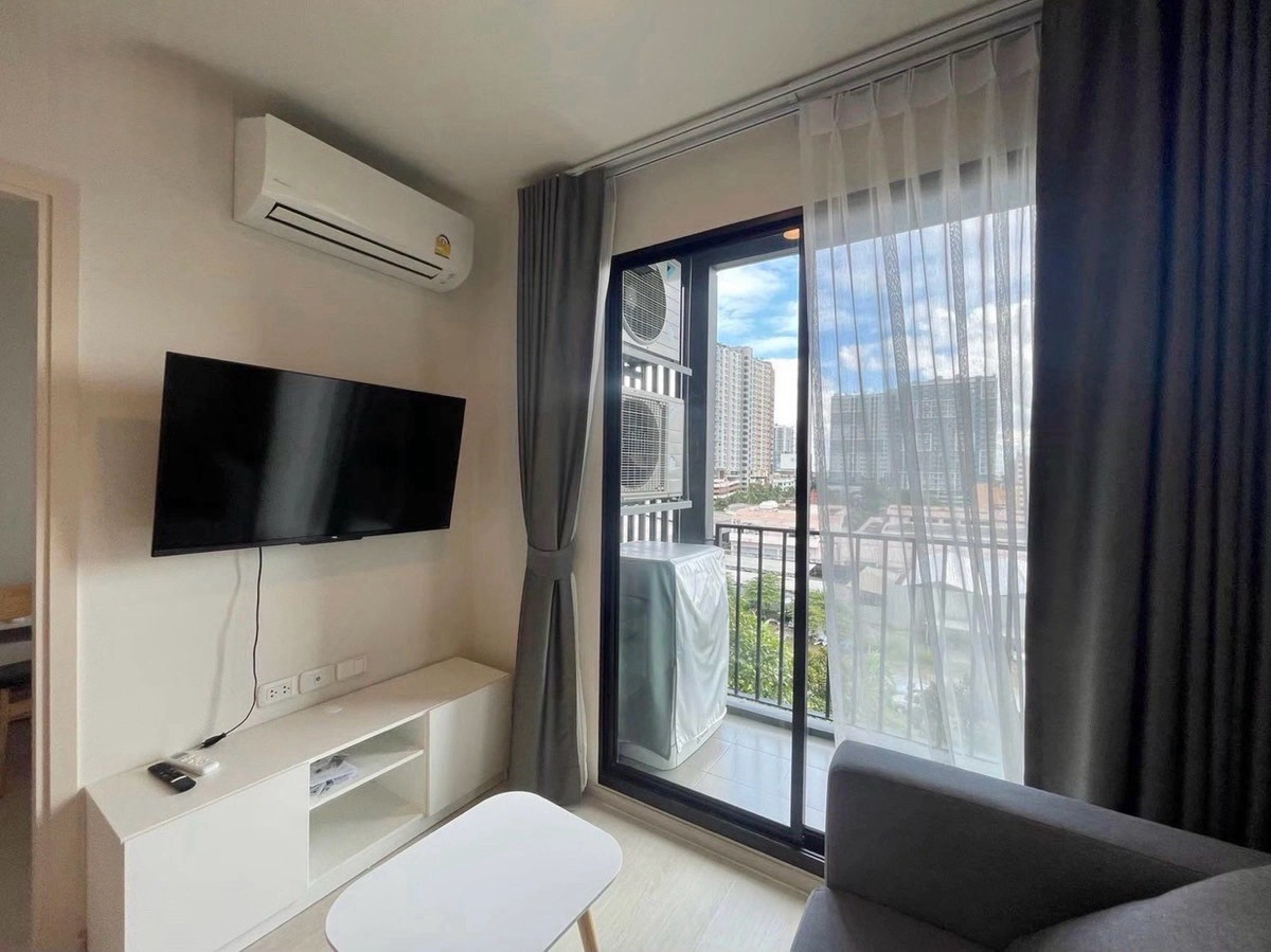 For RentCondoChaengwatana, Muangthong : :10,500 baht / month