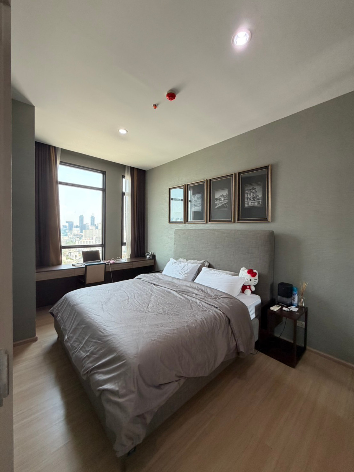 For SaleCondoRama9, Petchburi, RCA : #Condo for sale in Thonglor area #Best price #NetYield 5.6% 24th floor, size 54.5 sq m. 2 bedrooms, 2 bathrooms The Capital Eakamai - Thonglor The Capital Eakamai - Thonglor
