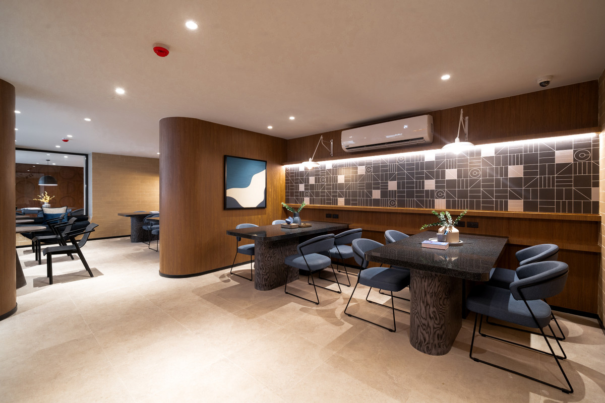 For SaleCondoKasetsart, Ratchayothin : 🎉 Best Price Sale! 🎉 Chapter One More Kaset — a brand-new condo with spacious units, located near Kasetsart University and the BTS. Guaranteed best price! 💯