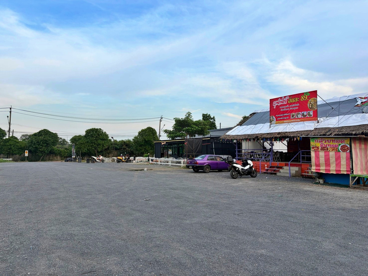 เซ้งร้านค้า/ตลาดนัดพัฒนาการ ศรีนครินทร์ : เซ้งด่วนร้านอาหาร ถนนพระยาสุเรนทร์ คลองสามวา ที่จอดเยอะมาก มีห้องพัก