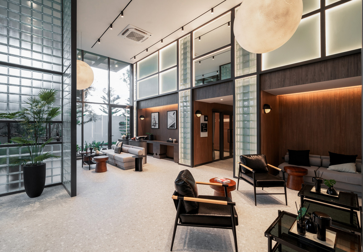 For SaleCondoKasetsart, Ratchayothin : 🎉 Secret Deal! Lowest Price! 🎉 Chapter One More Kaset — spacious units in a prime location near Kasetsart University and the BTS. Guaranteed best price! 💯  📱 092-808-8899