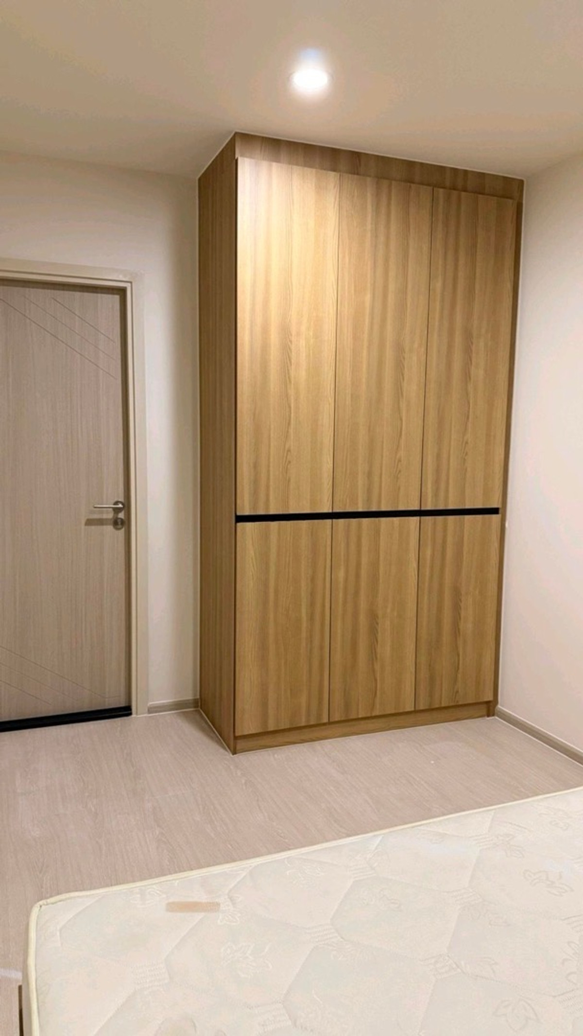 ให้เช่าคอนโดแจ้งวัฒนะ เมืองทอง : 📍โครงการ : NUE Noble Chaengwattana 
🚝 ใกล้ : MRT สถานีเมืองทองธานี 100 เมตร
💵 ราคาเช่า : 10,000 บาท/เดือน