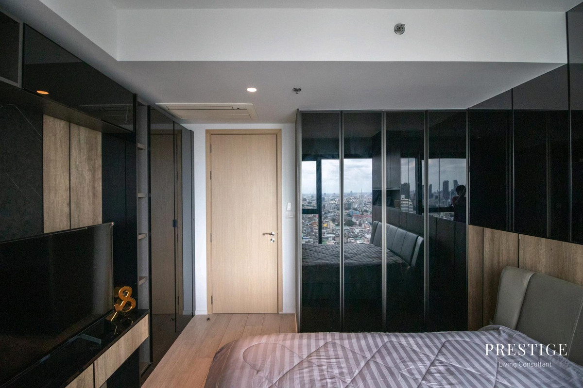For SaleCondoSilom, Saladaeng, Bangrak : 📌For SELL for sale | The Lofts Silom - 3BR (117.5 sqm) 32,000,000 THB
