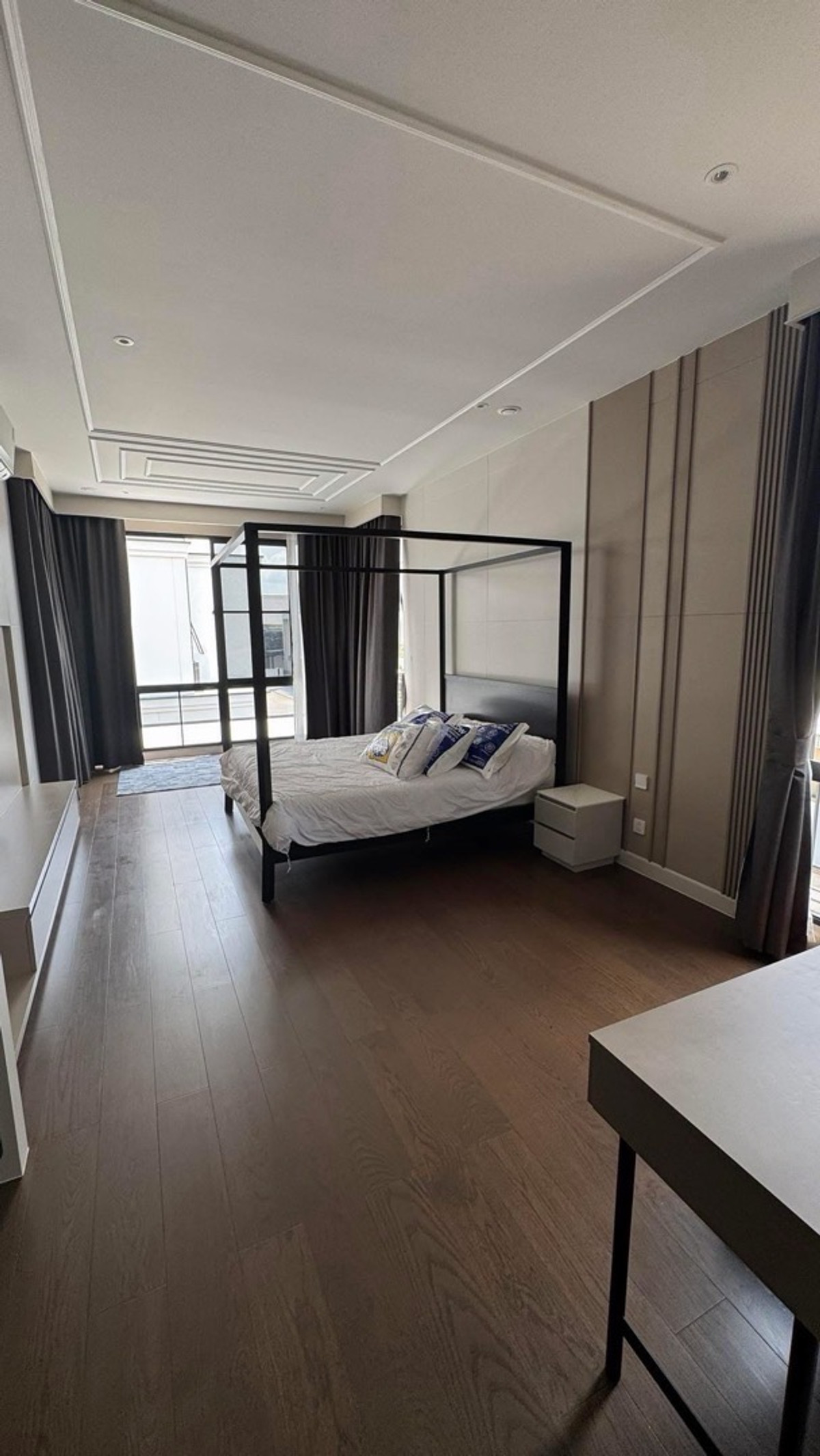 ให้เช่าบ้านพัฒนาการ ศรีนครินทร์ : ให้เช่าบ้านเดี่ยวหรู พร้อมสระว่ายน้ำส่วนตัวและลิฟต์ ย่านกรุงเทพกรีฑา บ้านใหม่ ใกล้โรงเรียนนานาชาติ