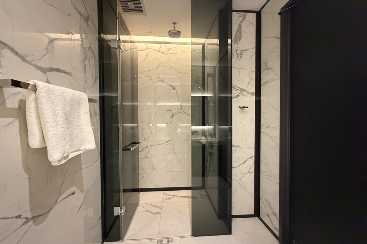 For SaleCondoSukhumvit, Asoke, Thonglor : 🔥 For Sale !! prime area, The Bangkok Thonglor, 2 bedroom, 2 bathroom, corner room, high floor !!🔥Code C20230102777 furnished, Special Deal!!📣📣