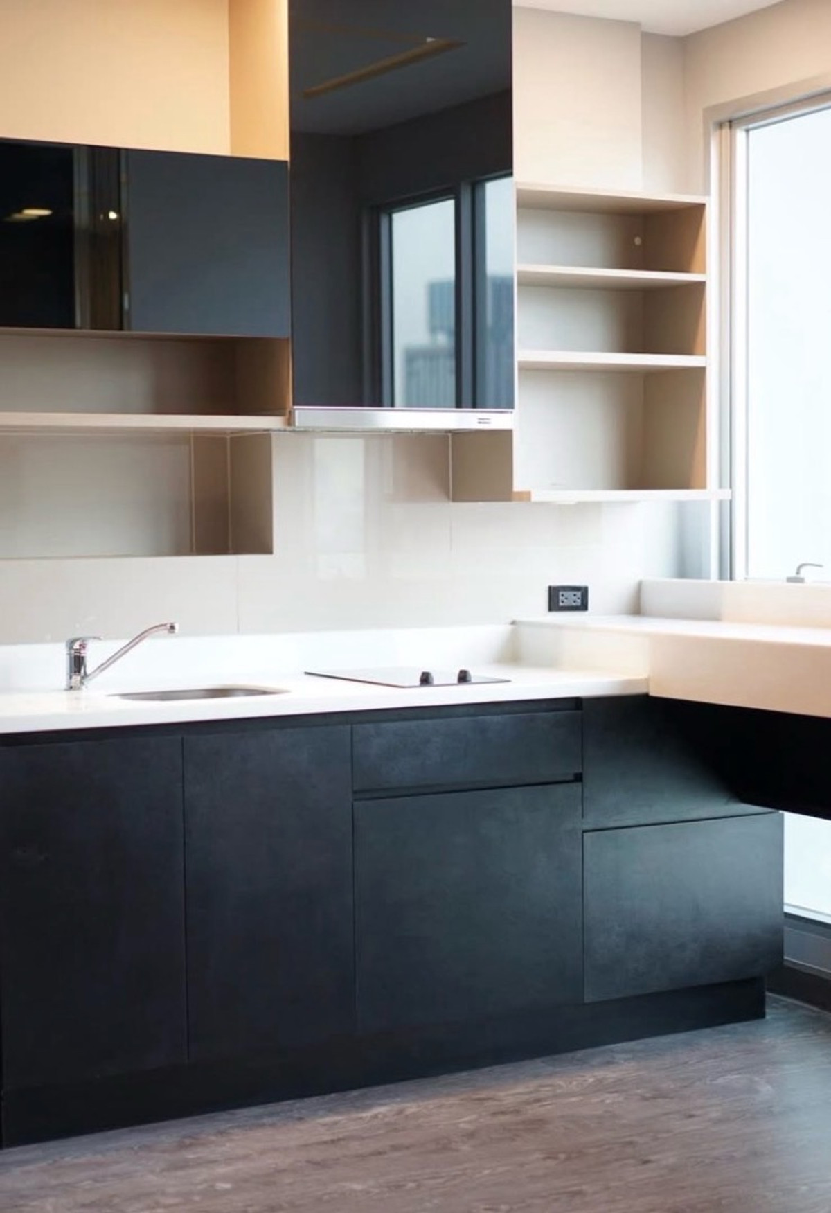 ให้เช่าคอนโดสะพานควาย จตุจักร : #R9683 🎉 220369 ให้เช่าคอนโด RHYTHM Phahon-Ari