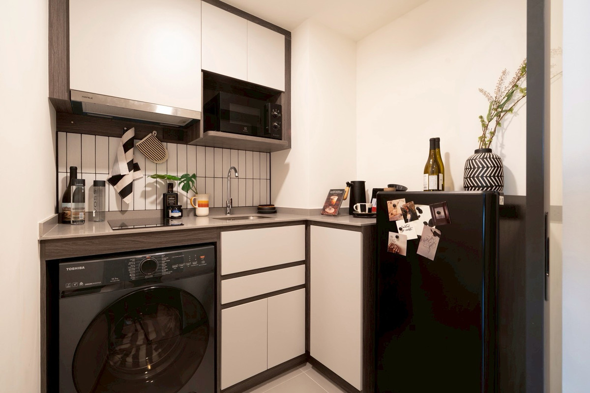 For SaleCondoKasetsart, Ratchayothin : 🎉 Secret Deal! Lowest Price! 🎉 Chapter One More Kaset — spacious units in a prime location near Kasetsart University and the BTS. Guaranteed best price! 💯  📱 092-808-8899