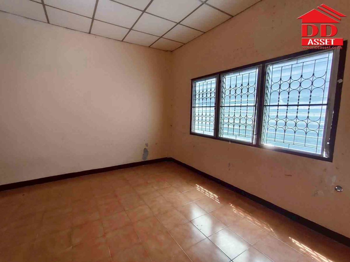 ขายทาวน์โฮมปทุมธานี รังสิต ธรรมศาสตร์ : ขายทาวน์เฮ้าส์ 2 ชั้น สวนทองวิลล่า7 ลำลูกกาคลอง 4 รหัสทรัพย์ : T8243