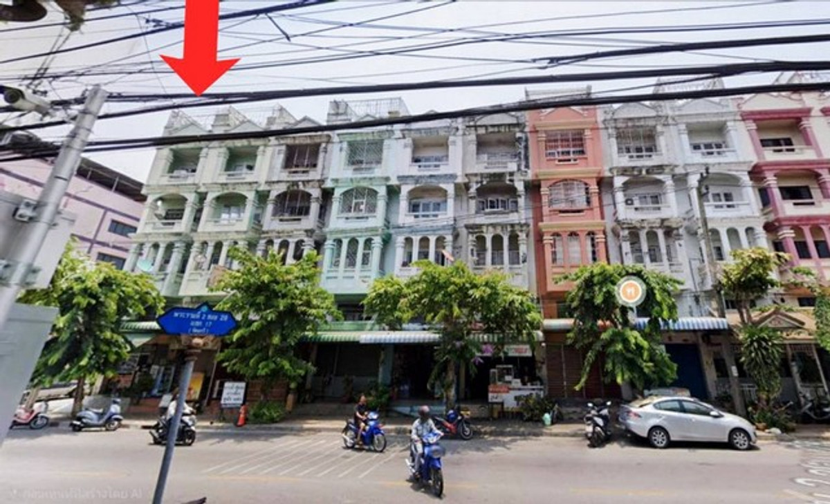 For SaleShop HouseEakachai, Bang Bon : Corner building for sale, commercial building, 1 unit, 4.5 floors, 17.4 sq m., next to Rama 2 Road, Soi 28, Intersection 32, Chom Thong, Bang Khun Thian, very good location.