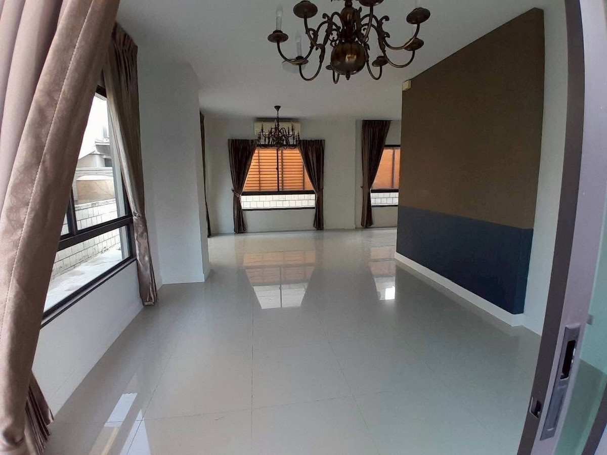 For RentHouseNonthaburi, Bang Yai, Bangbuathong : Twin house for rent Centro Westgate Village, near Jazz Green Village, Bang Bua Thong and Central Westgate.