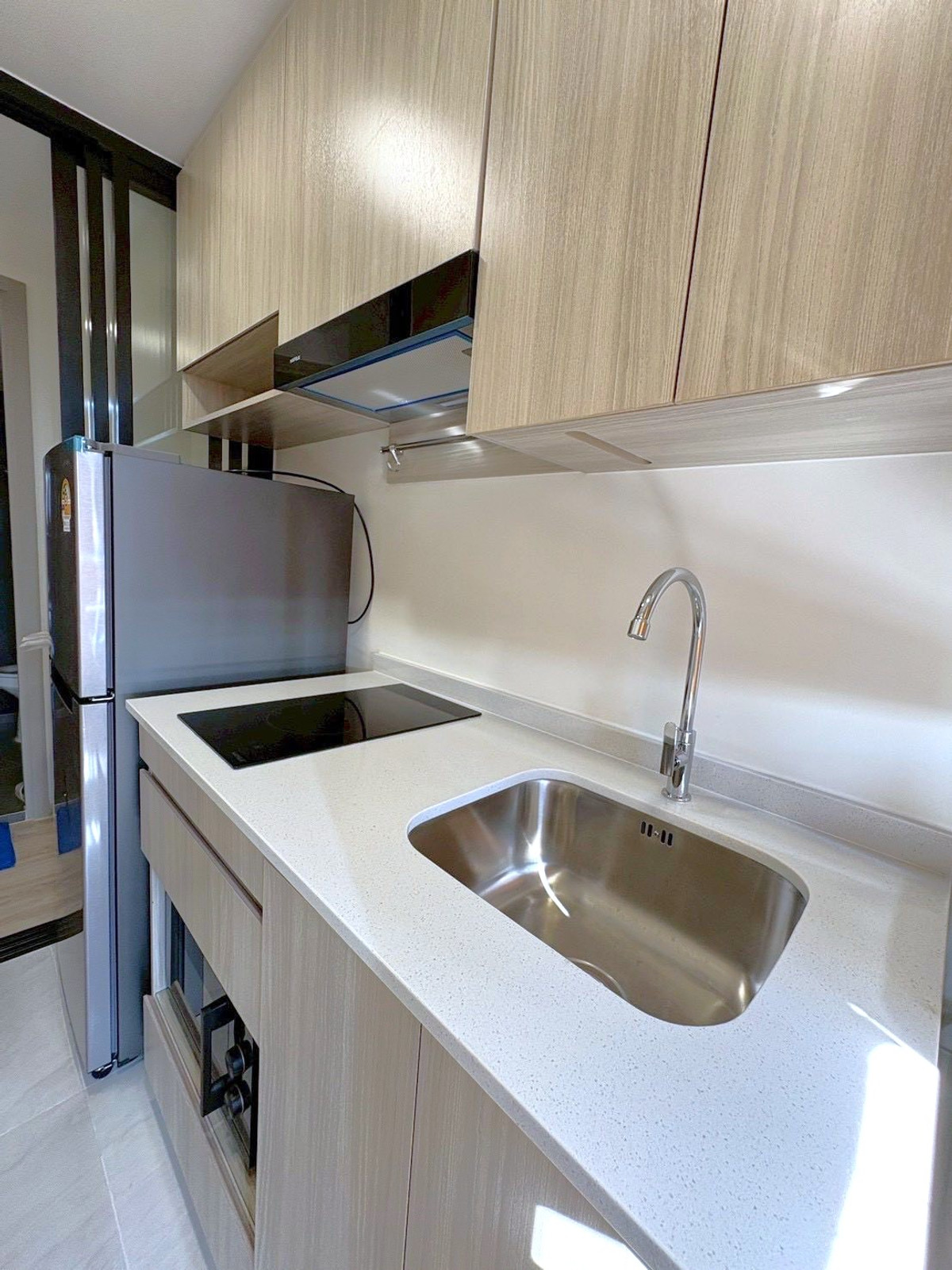 For RentCondoSamut Prakan,Samrong : 💥CP-10497💥Origin Plug & Play Srinakarin👉Line : @wincondo