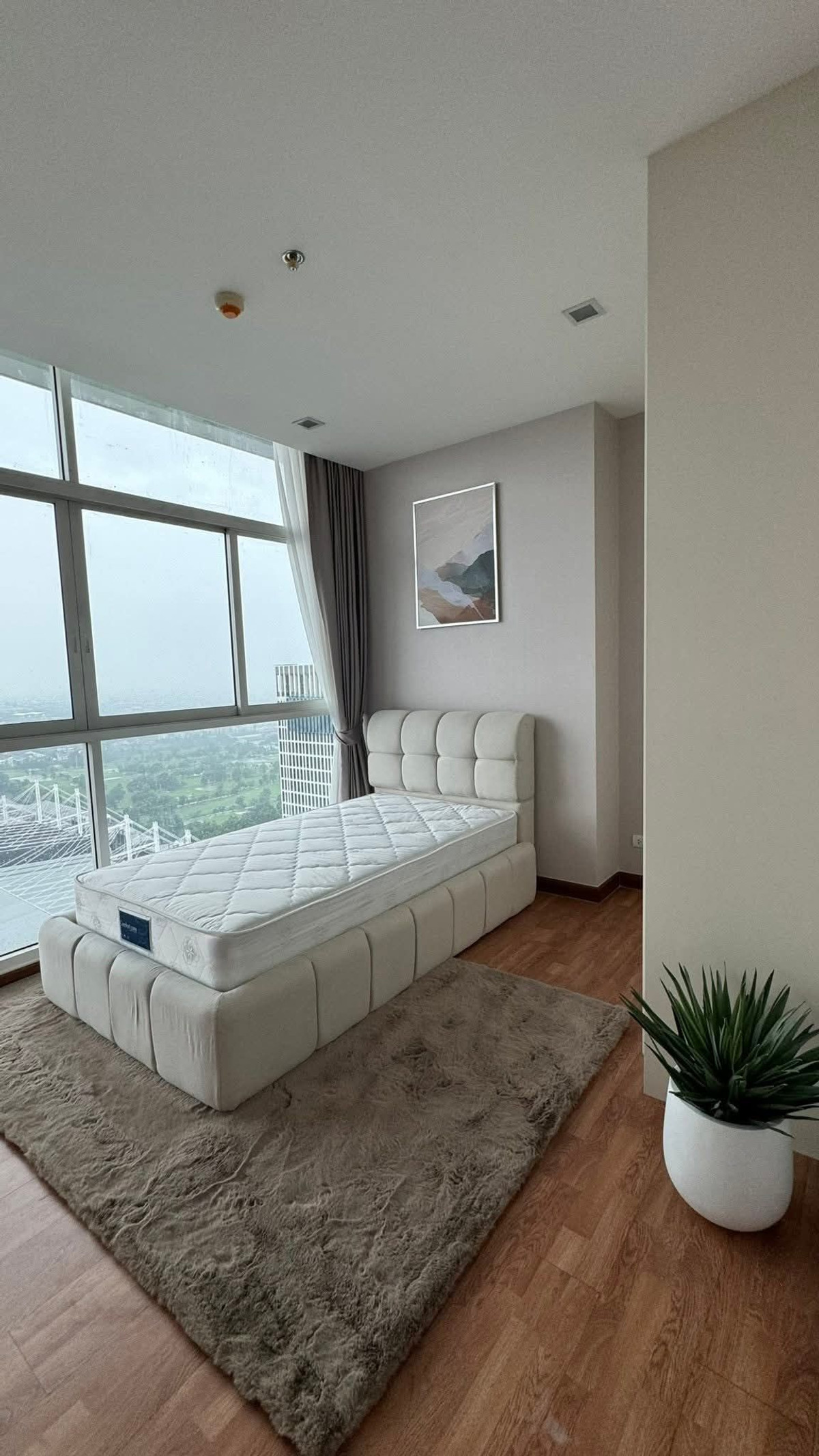 ให้เช่าคอนโดบางนา แบริ่ง ลาซาล : ให้เช่า Penthouse 3นอน  The Coast Bangna Skywalk เชื่อม BTS บางนา  (Rt-01)