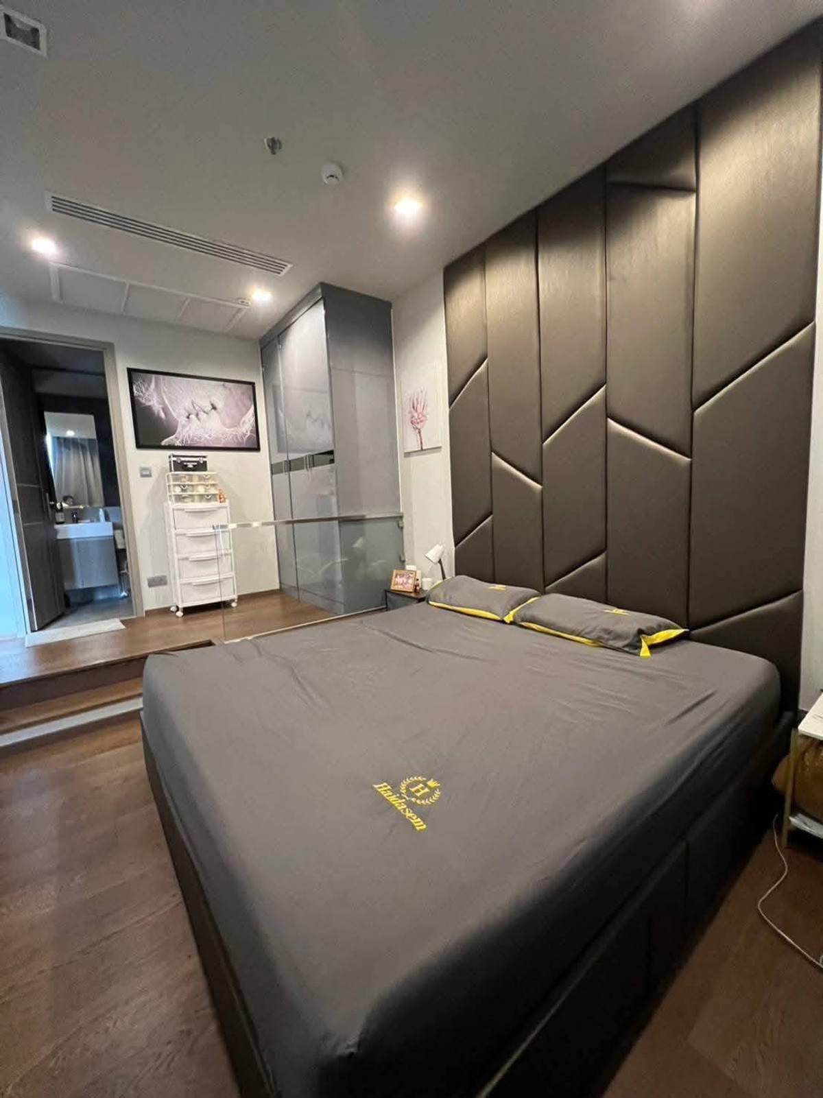 For SaleCondoAri,Anusaowaree : (Urgent sale) 🏠✨ IDEO Q Victory | 1 bedroom condo near BTS (HBH-ST-131)