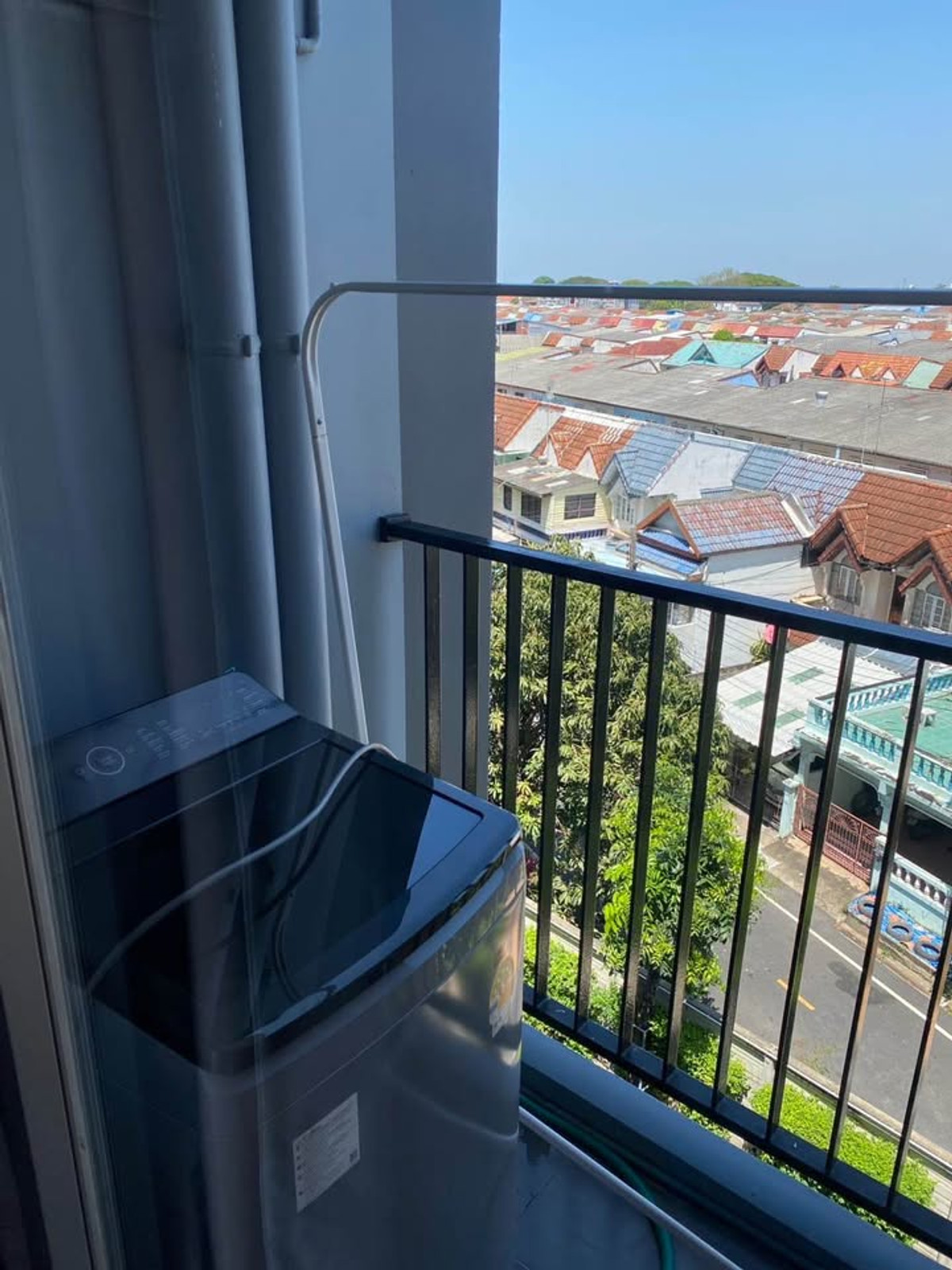 For RentCondoNonthaburi, Bang Yai, Bangbuathong : Bang Yai location has arrived ‼️ For rent 🔥 Plum Condo Bang Yai Station, beautiful room, fully furnished + has a washing machine 📍 Ready to move in (responds to chats and answers calls very quickly)