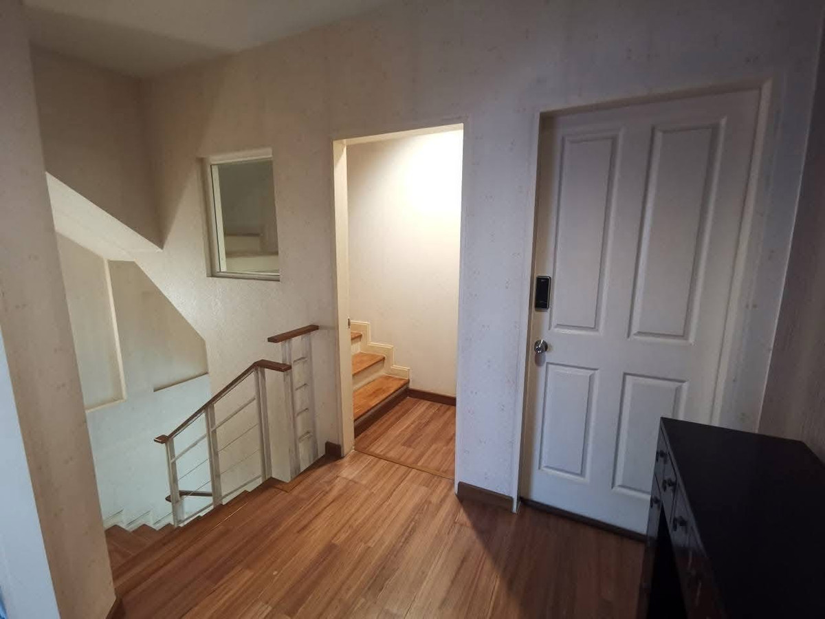 For SaleTownhomeRama3 (Riverside),Satupadit : 🏠✨ Baan Klang Krung Rama 3 | 3-story townhome, potential location (HBH-SI-135)