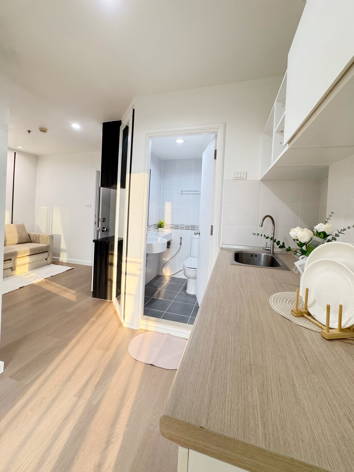 For SaleCondoRama9, Petchburi, RCA : Condo for sale Lumpini Park Rama 9-Ratchada, beautiful room with all new furniture.