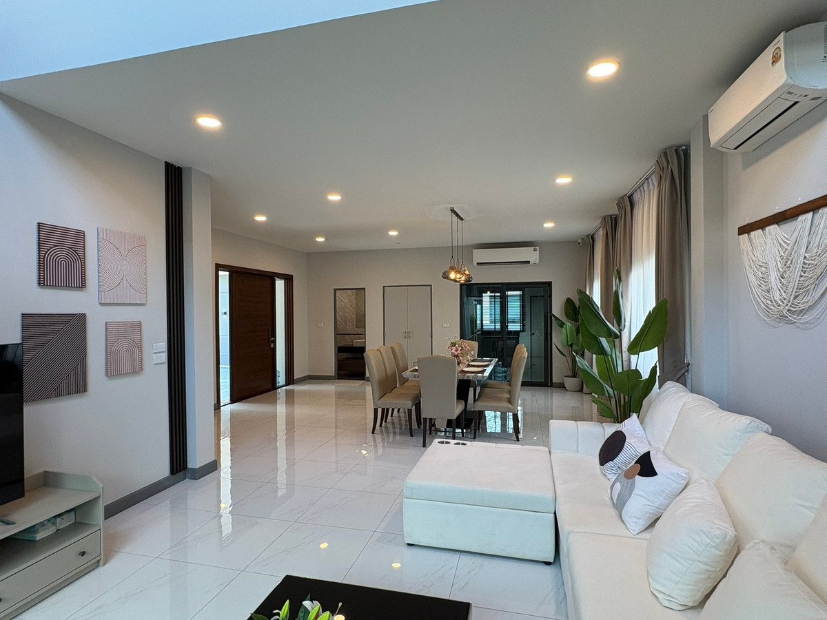 For RentHouseBangna, Bearing, Lasalle : 🏡 FOR RENT: THE CITY BANGNA (NEW PROJECT) ✨ Luxury detached house, potential location next to Mega Bangna + near the expressway + international school.