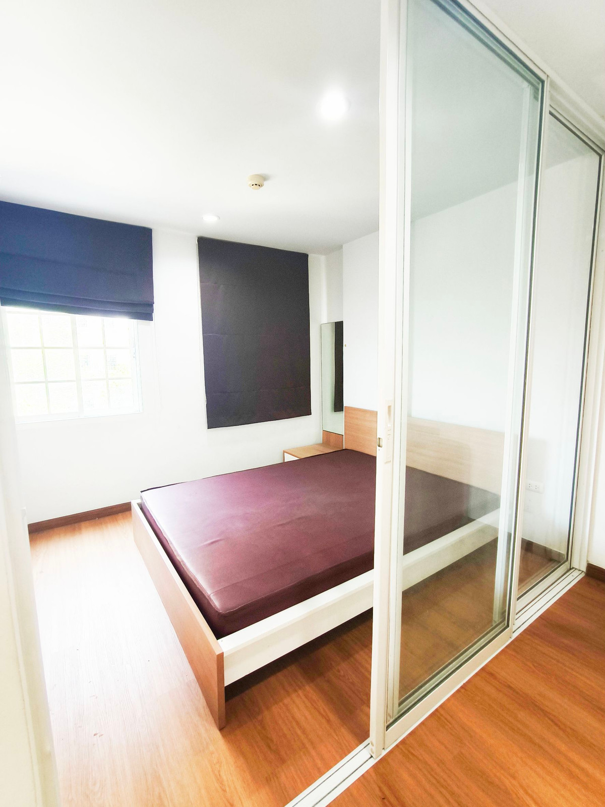 For SaleCondoMahachai Samut Sakhon : Condo for sale below appraised value  Tulip Square Om Noi Project