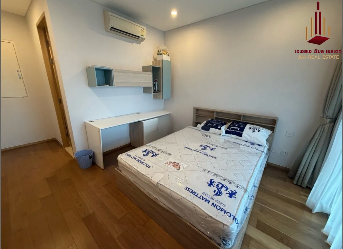 ให้เช่าคอนโดสาทร นราธิวาส : ✨ For Rent: The Breeze Narathiwas Condo ✨  💰 Only 20,000 THB/month