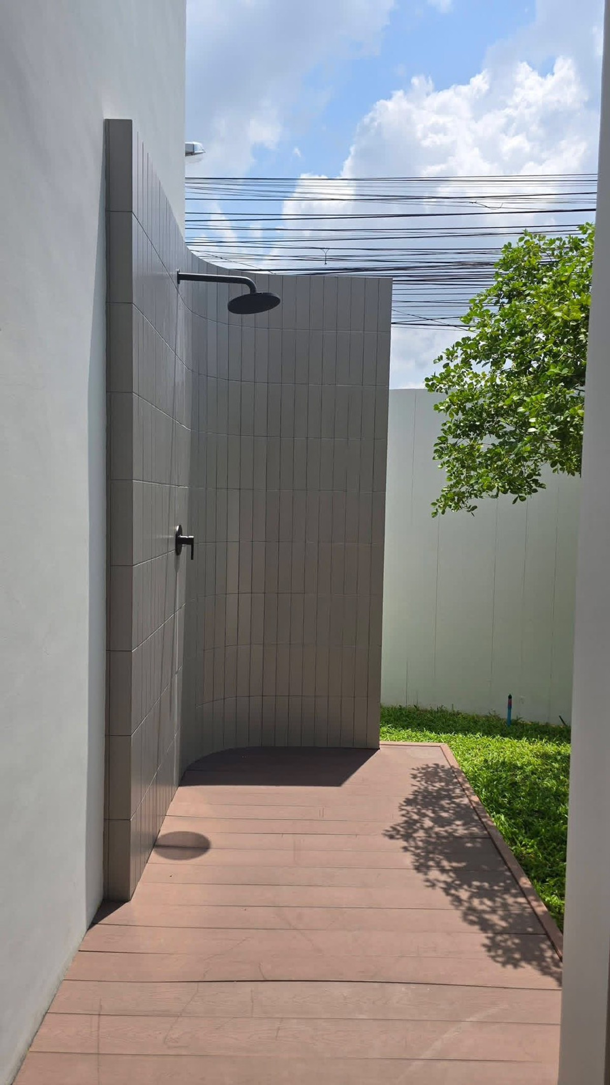 ขายพัทยา บางแสน ชลบุรี สัตหีบ : พลูวิลล่า พร้อมที่ดิน นอกโครงการ / 4 ห้องนอน (ขาย), Pool villa with Land outside of a housing project / 4 Bedrooms (FOR SALE) AM095