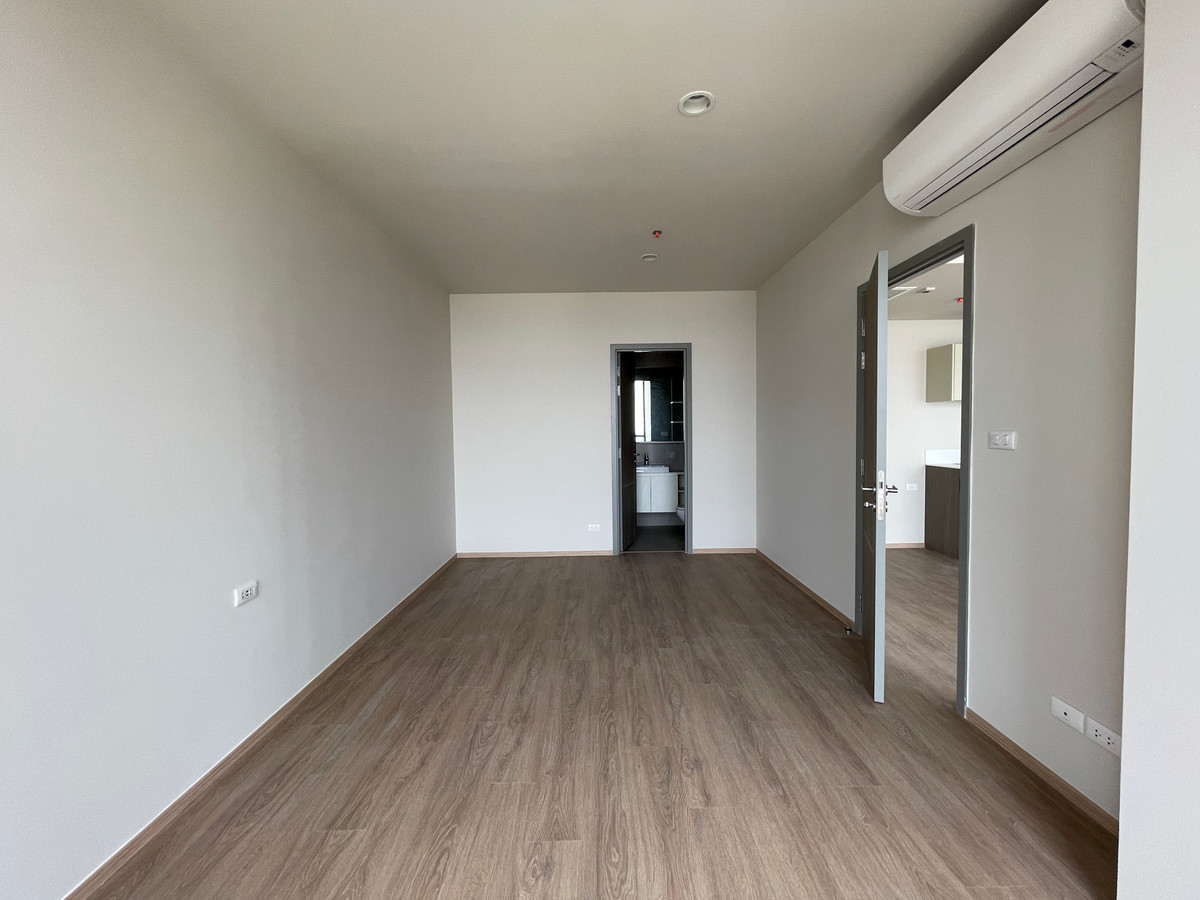 For SaleCondoSathorn, Narathiwat : [RARE UNIT] The Issara Sathorn 1BR Plus, 20th floor, north view, Market Place & Yen Akat @Chan-Sathorn Road Great value functions, 1 bedroom + 1 multi-purpose room, area 37.17 sq m, good high floor. Open city view on Nang Linchi-Rama 4 side.