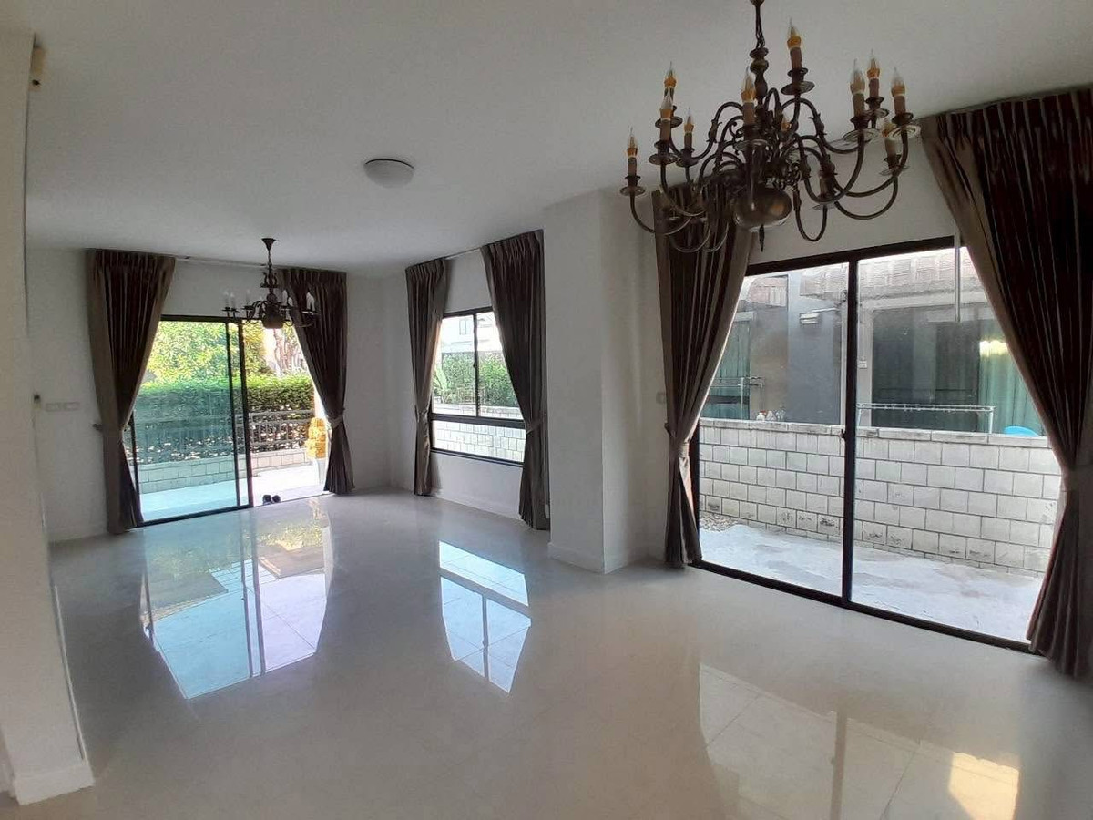 For RentHouseNonthaburi, Bang Yai, Bangbuathong : Twin house for rent Centro Westgate Village, near Jazz Green Village, Bang Bua Thong and Central Westgate.