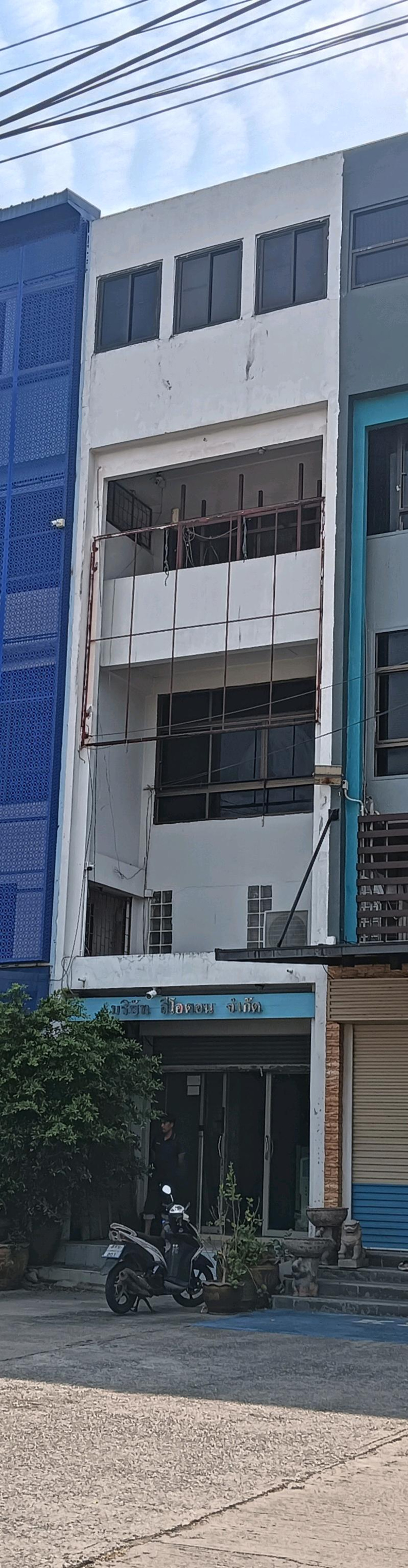 ให้เช่าอาคารพาณิชย์ปทุมธานี รังสิต ธรรมศาสตร์ : ให้เช่าอาคารพาณิชย์ ใกล้ บิ๊กซี ลำลูกกา คลอง4 เพียง 3 นาที