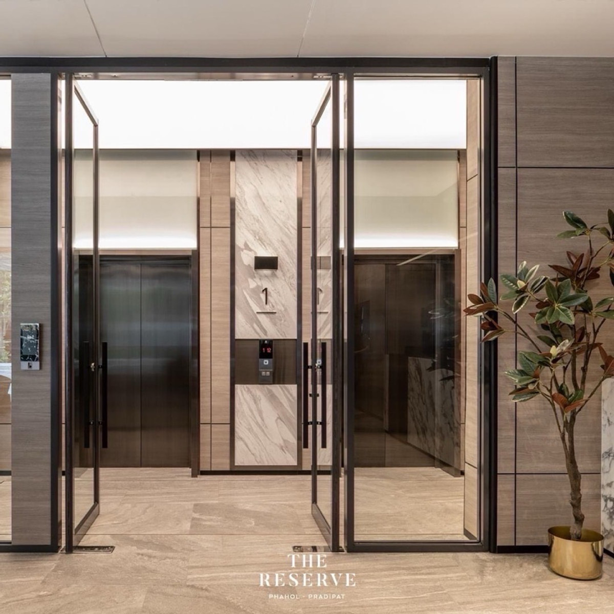 ให้เช่าคอนโดสะพานควาย จตุจักร : The Reserve Phahol-Pradipat ห้องDeplex2ชั้น พร้อมอยู่ เพียง20,000/เดือน