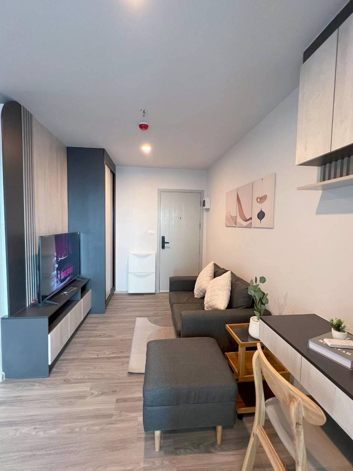 ให้เช่าคอนโดบางนา แบริ่ง ลาซาล : ✅ REGBN124 ✅ Line : @p2nproperty