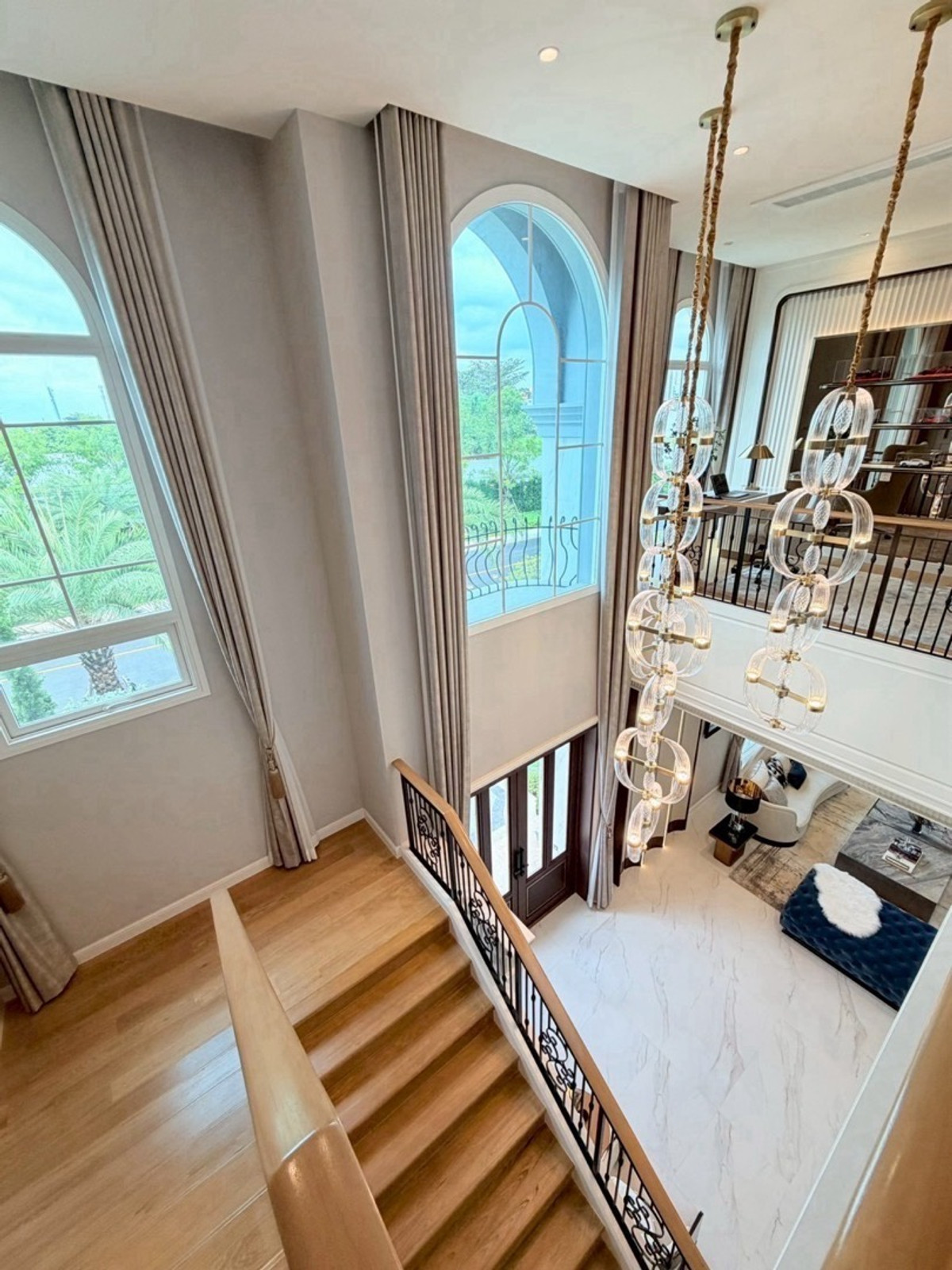 ขายบ้านพระราม 5 ราชพฤกษ์ บางกรวย : ขาย📍คฤหาสน์หรูใหม่ ริมแม่น้ำ 95 ลบ. หน้าคลับเฮาส์ The Grand Riverfront ราชพฤกษ์ - พระราม 5  โครงการเดียวรับรางวัลมาตรฐานโลก LEED Gold 2024