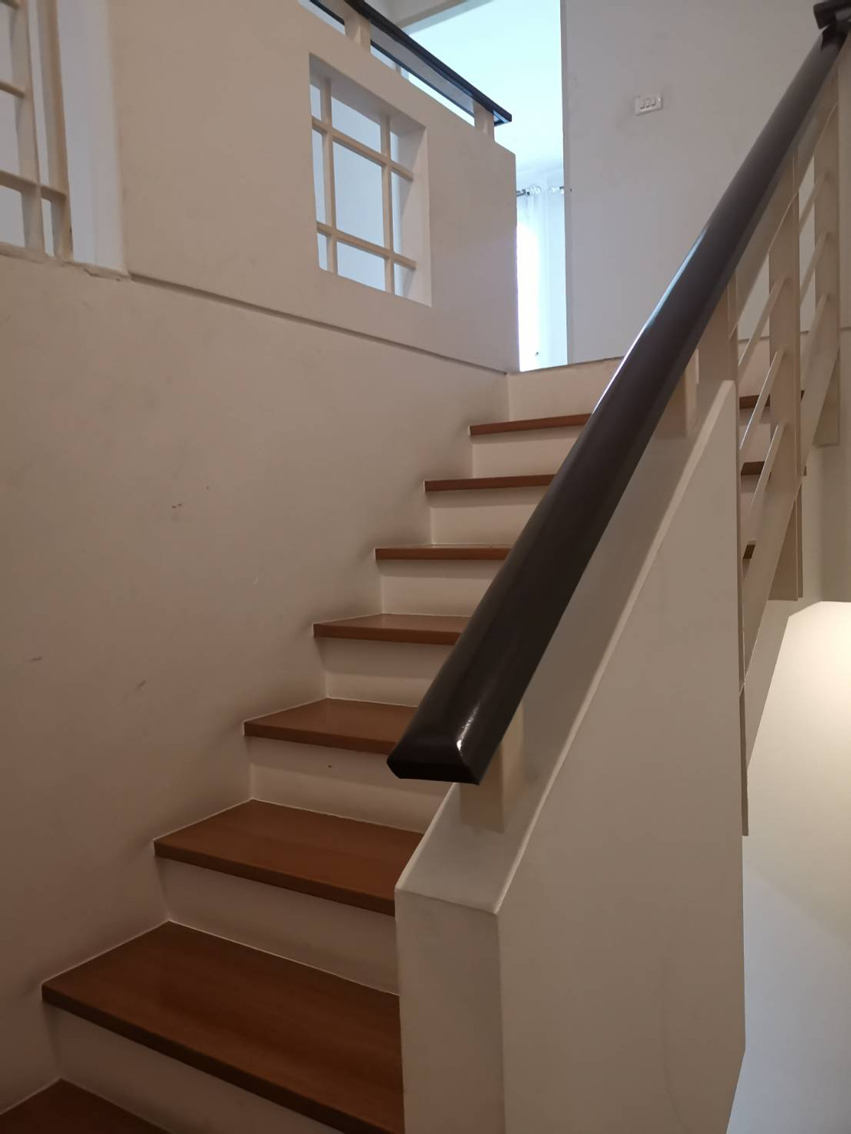 ให้เช่าทาวน์โฮมโชคชัย4 ลาดพร้าว71 : ให้เช่าโฮมออฟฟิศ ม.บ้านกลางเมือง เออร์บาเนี่ยน ลาดพร้าว – วังหิน ใจกลางลาดพร้าว เชื่อมต่อเมือง ใน 5 นาที คุณบี โทร 064-146-6445 (R005 AGBE)