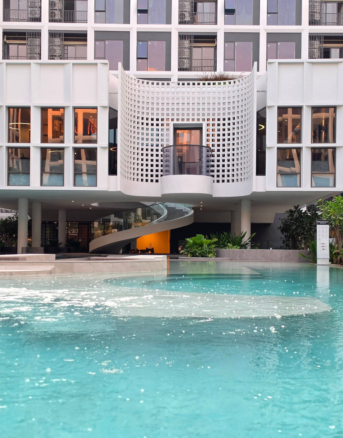 For SaleCondoKasetsart, Ratchayothin : CHAPTER ONE MORE KASET📌New condo near Kasetsart University, starting at 2.79 million* Call 065-236-2839