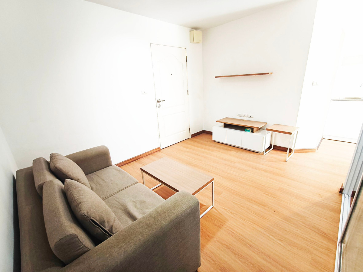 For SaleCondoMahachai Samut Sakhon : Condo for sale below appraised value  Tulip Square Om Noi Project