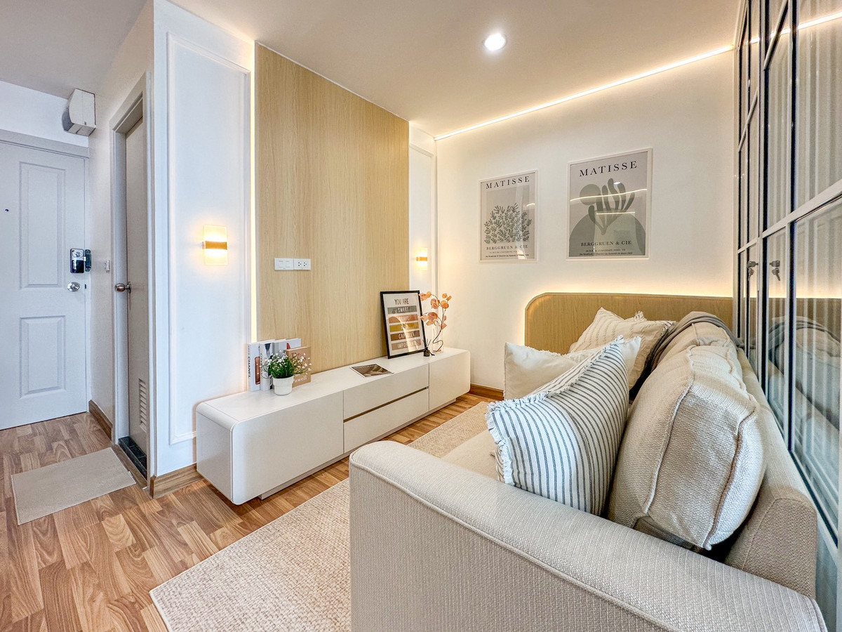 For SaleCondoVipawadee, Don Mueang, Lak Si : 🔥 Ready to move in! Condo for sale Regent Home 15 Chaengwattana 🏢 6th floor, fully furnished, new furniture, good price!!